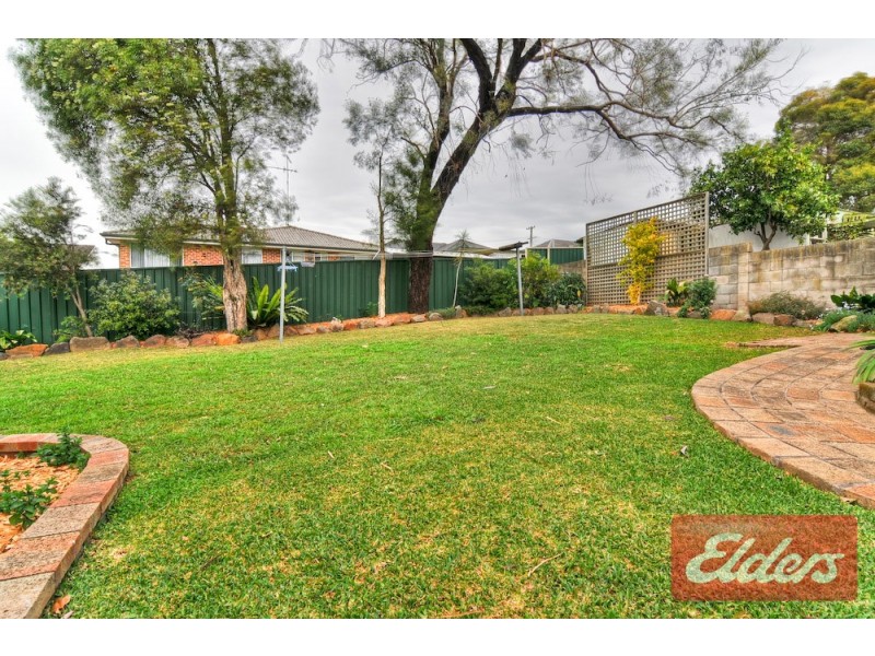 9 Oval Street, Old Toongabbie NSW 2146