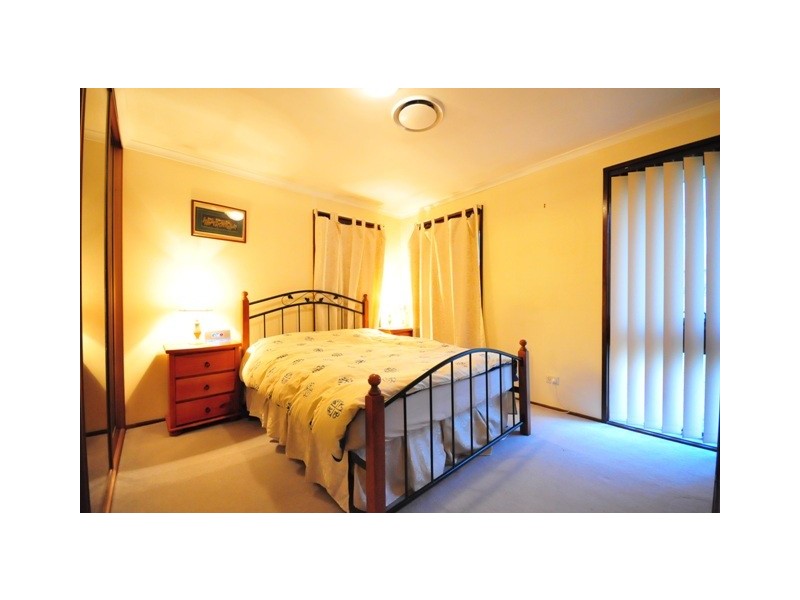 34 Hazel Street, Girraween NSW 2145