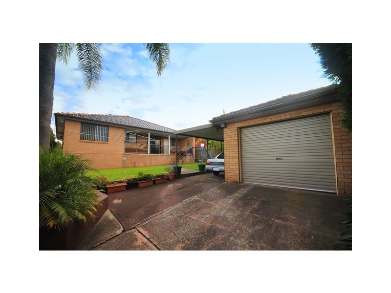 34 Hazel Street, Girraween NSW 2145