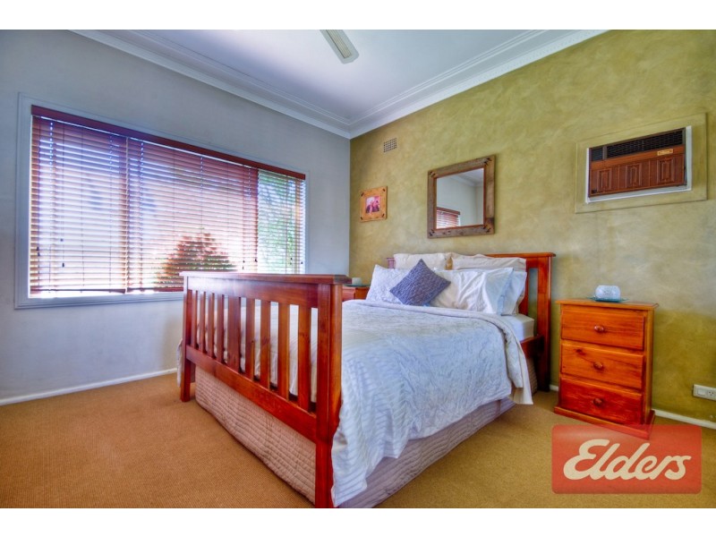 6 Harvey Place, Toongabbie NSW 2146