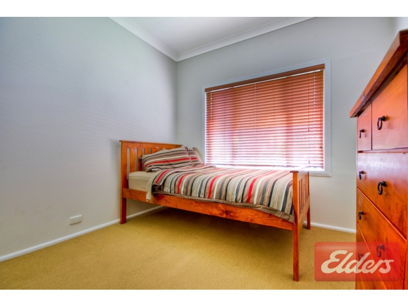 6 Harvey Place, Toongabbie NSW 2146