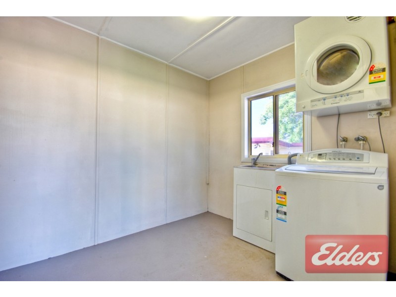 6 Harvey Place, Toongabbie NSW 2146