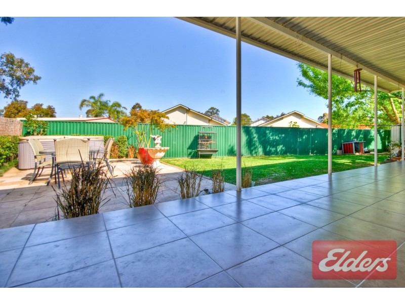 6 Harvey Place, Toongabbie NSW 2146