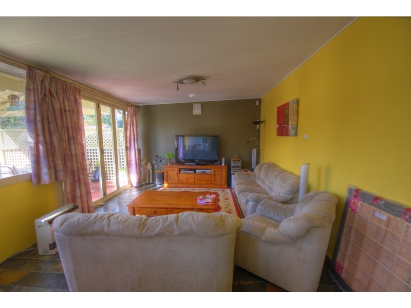 32 The Crescent, Toongabbie NSW 2146