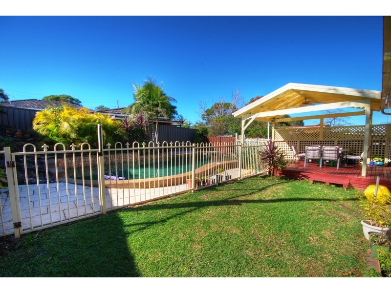 32 The Crescent, Toongabbie NSW 2146
