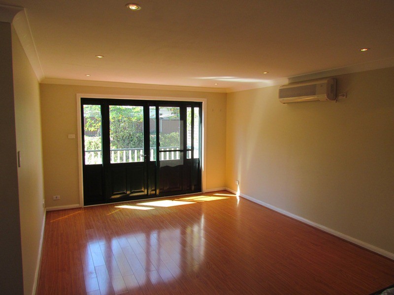 11/3 Budgeree Road, Toongabbie NSW 2146