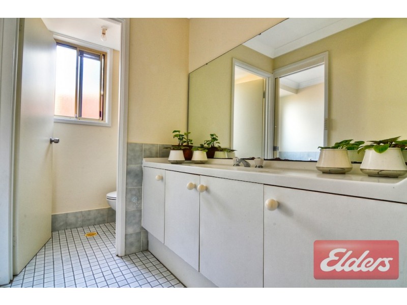 3 Guiren Place, Toongabbie NSW 2146