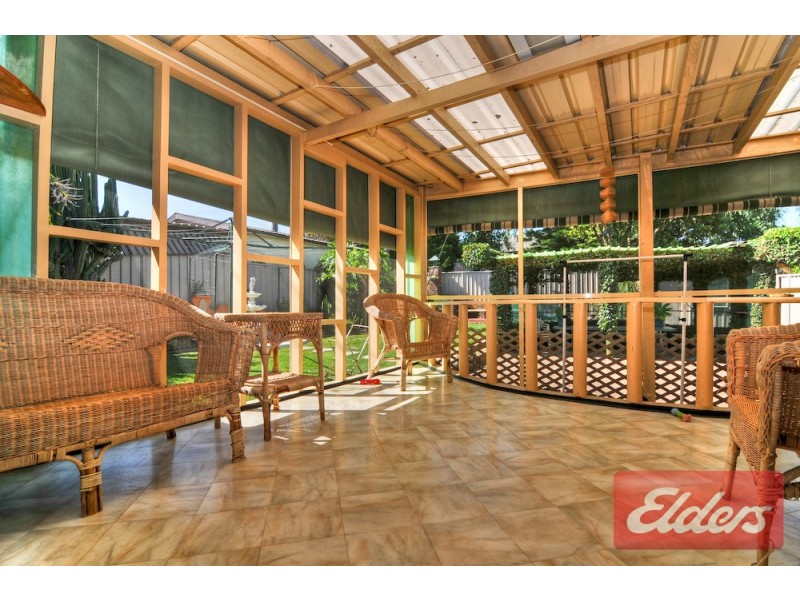 10 Vancouver Avenue, Toongabbie NSW 2146