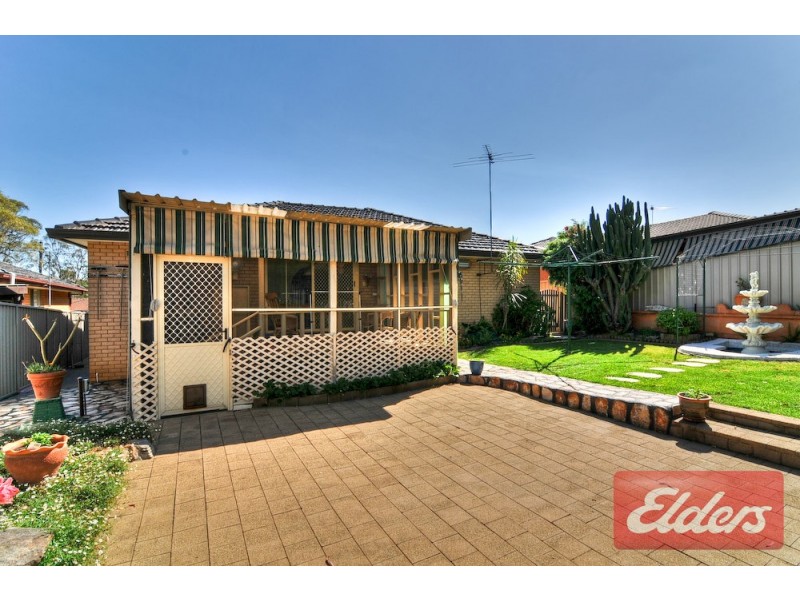 10 Vancouver Avenue, Toongabbie NSW 2146