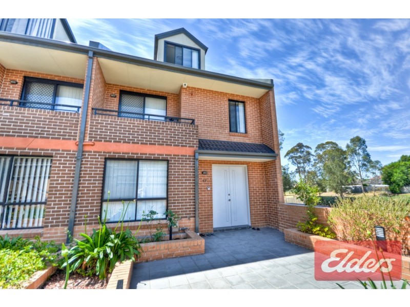 17/367-371 Wentworth Avenue, Toongabbie NSW 2146