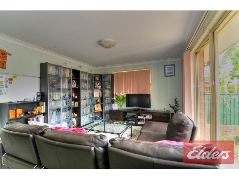 1/43 Girraween Road, Girraween NSW 2145