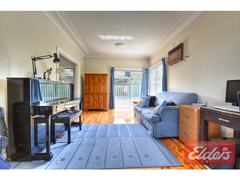 1 Oval Street, Old Toongabbie NSW 2146