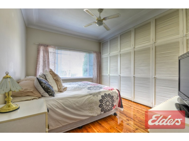 1 Oval Street, Old Toongabbie NSW 2146