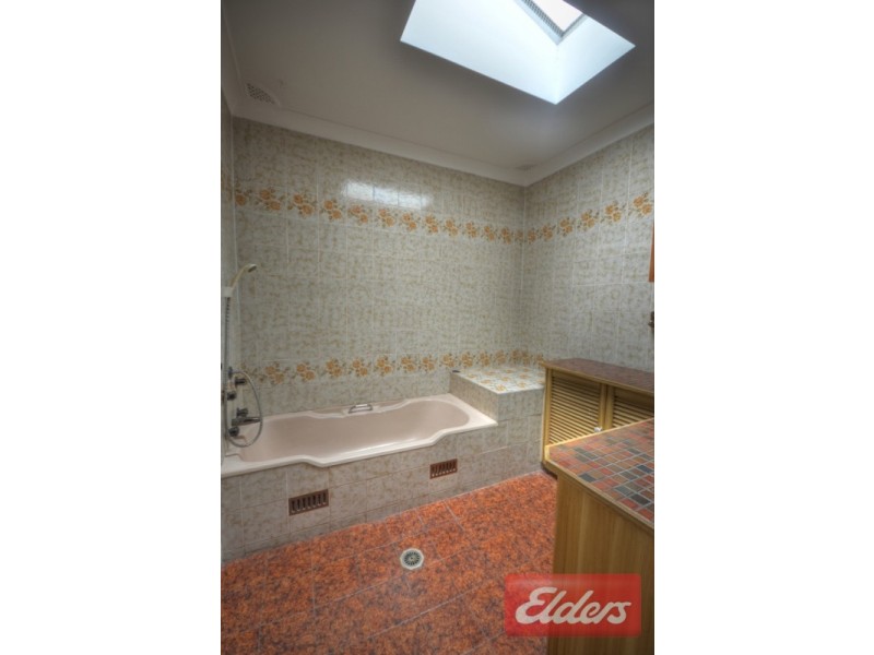 68 Beethoven Street, Seven Hills NSW 2147