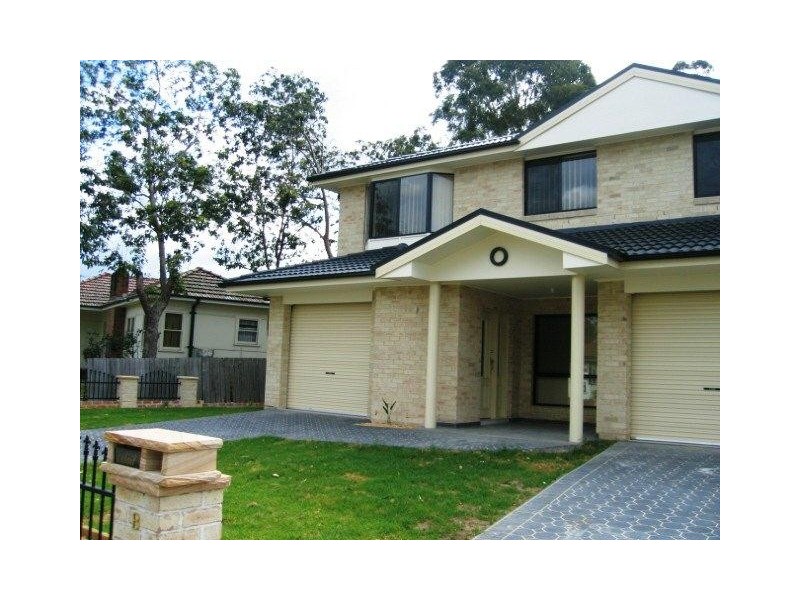 16a Wentworth Avenue, Toongabbie NSW 2146