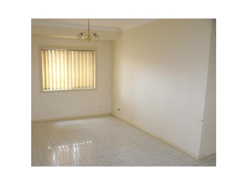 16a Wentworth Avenue, Toongabbie NSW 2146