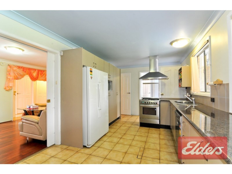 18 Claudia Road, Toongabbie NSW 2146