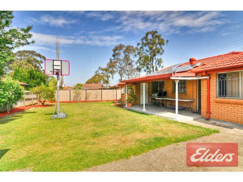 18 Claudia Road, Toongabbie NSW 2146