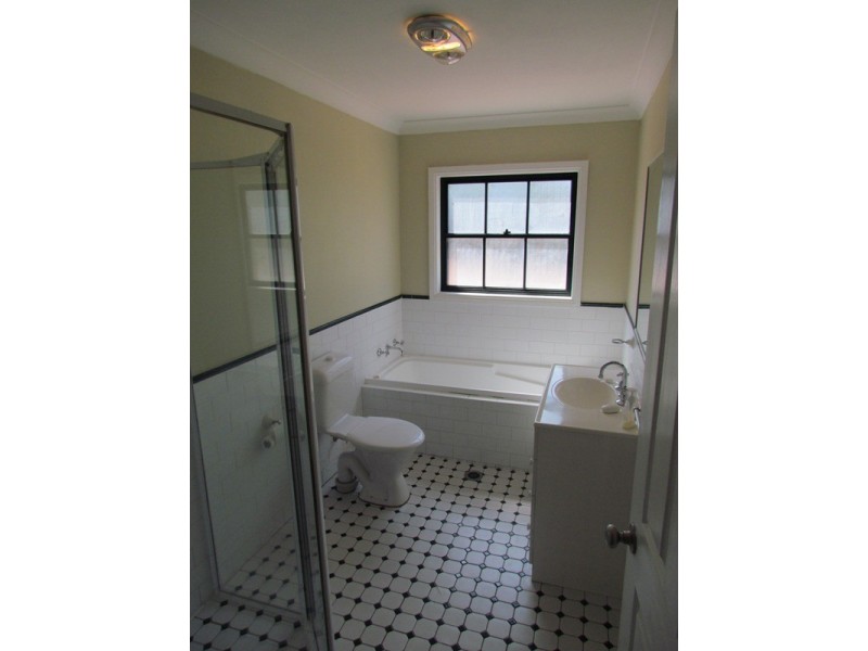 11/3 Budgeree Road, Toongabbie NSW 2146