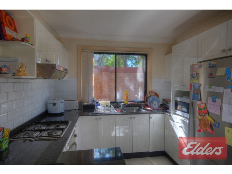 1/42-44 Gilba Road, Girraween NSW 2145