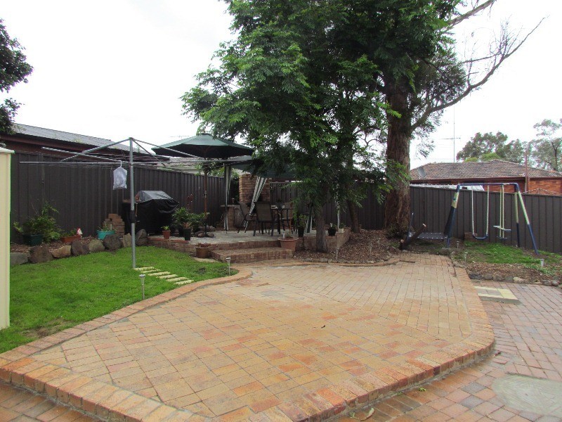 38 Tania Avenue, South Penrith NSW 2750