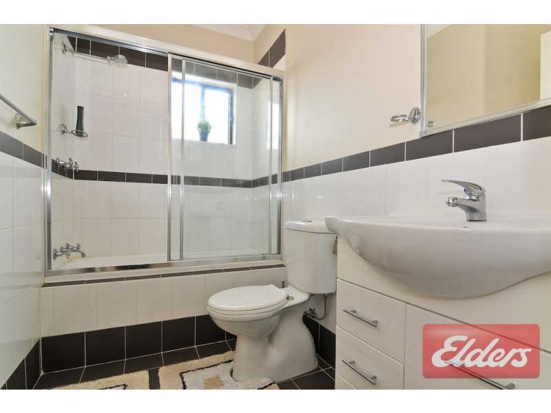 8/44 Girraween Road, Girraween NSW 2145