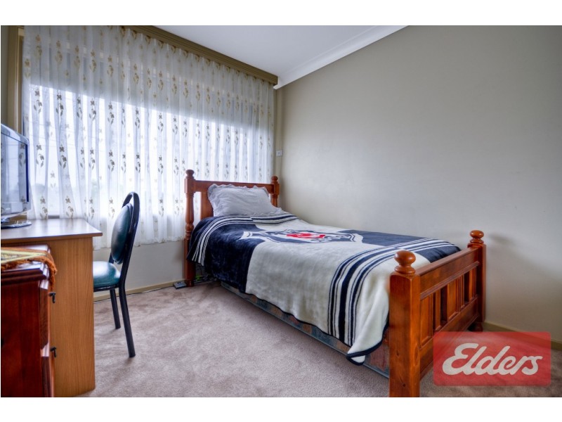 59 Mackenzie Boulevarde, Seven Hills NSW 2147