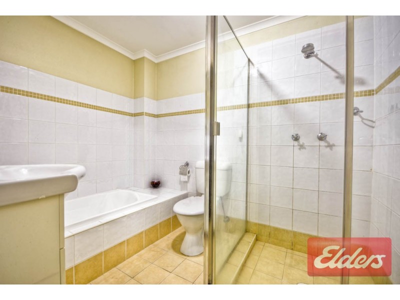 9/2 Wentworth Avenue, Toongabbie NSW 2146