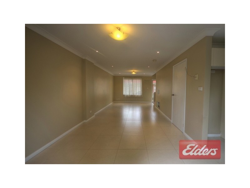 2/104-106 Metella Road, Toongabbie NSW 2146