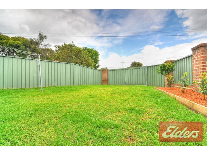 1 Munn Place, Toongabbie NSW 2146
