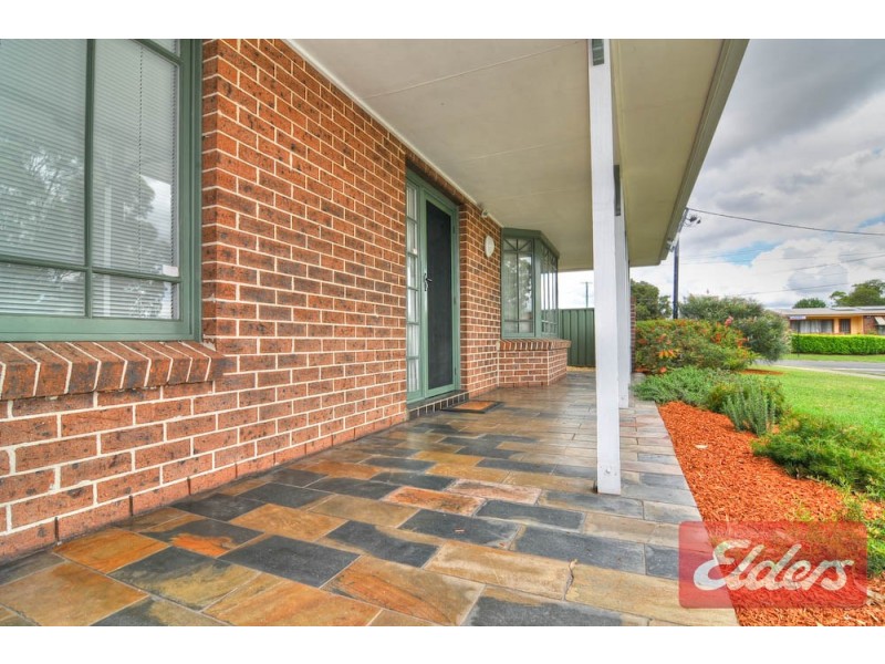 1 Munn Place, Toongabbie NSW 2146