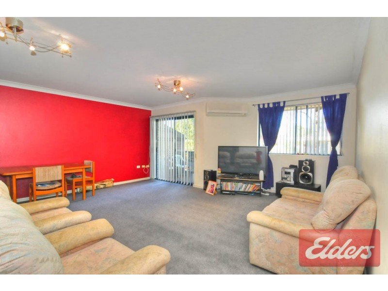 8/240-242 Targo Road, Toongabbie NSW 2146