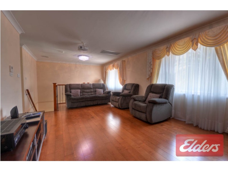 6 Station Road, Toongabbie NSW 2146