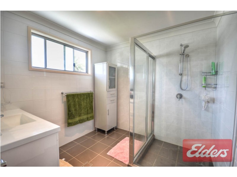 6 Station Road, Toongabbie NSW 2146