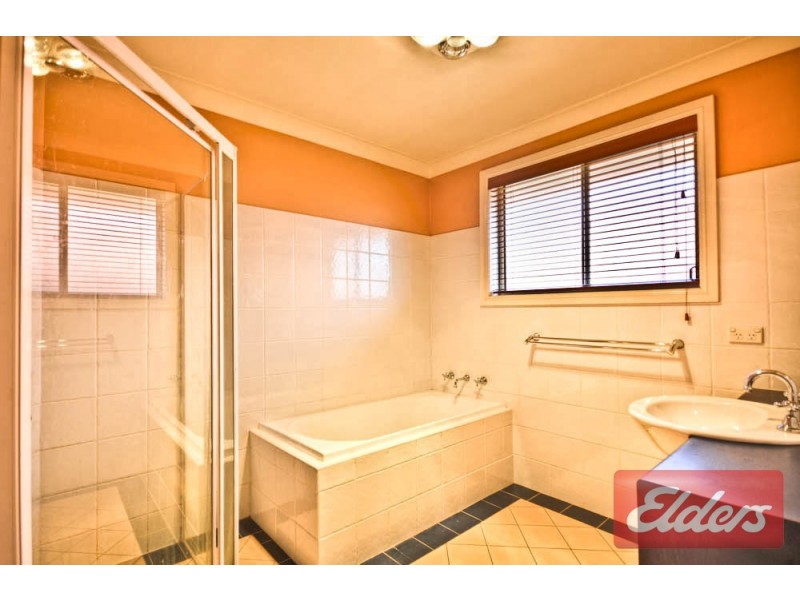 12 Barangaroo Road, Toongabbie NSW 2146