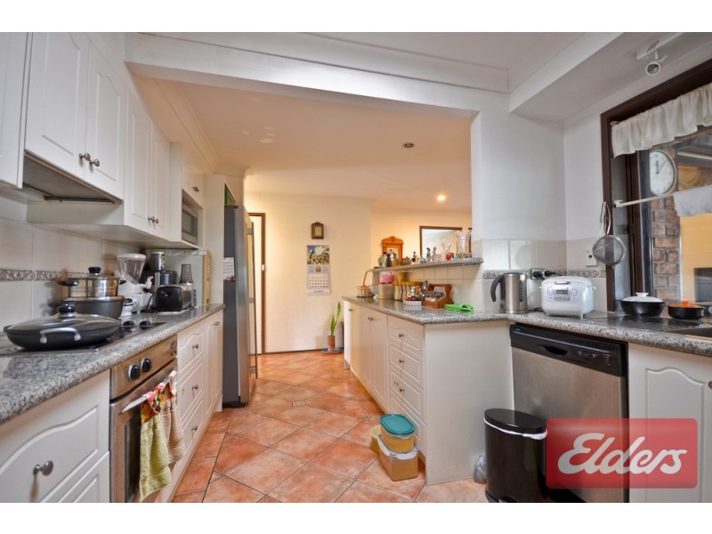 5 Clayton Place, Girraween NSW 2145