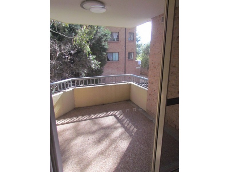 16/237 Targo Road, Toongabbie NSW 2146