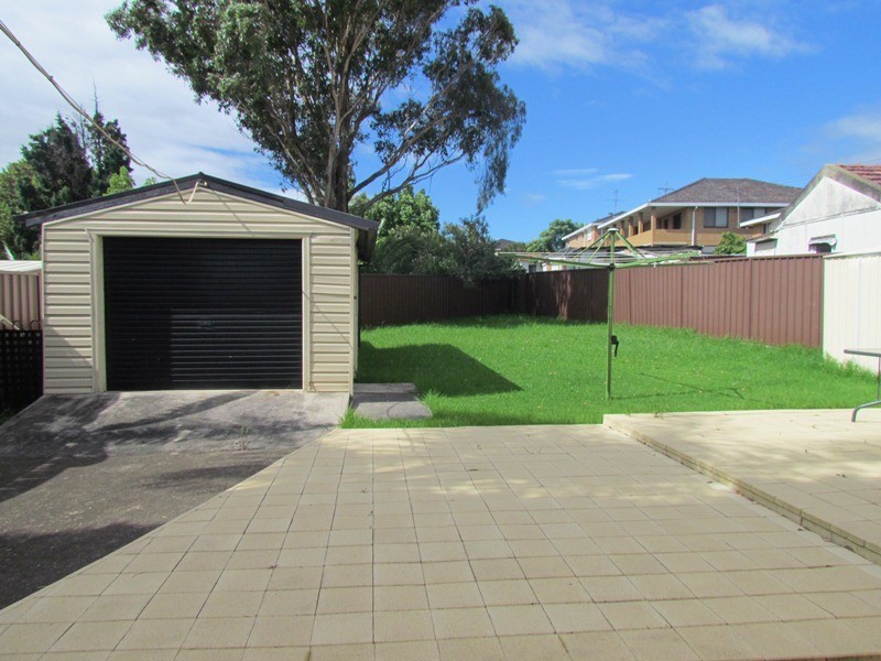 5 Hickory Street, Greystanes NSW 2145