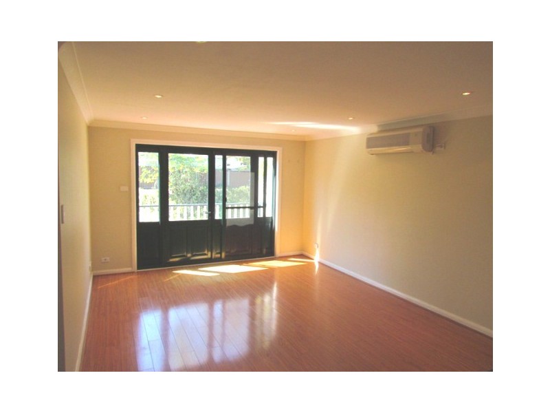 11/3 Budgeree Road, Toongabbie NSW 2146