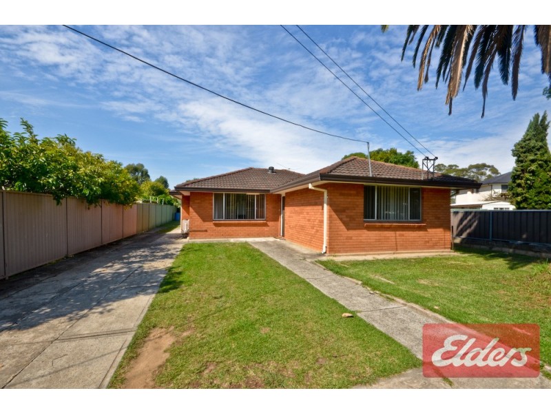 10 Station Road, Toongabbie NSW 2146