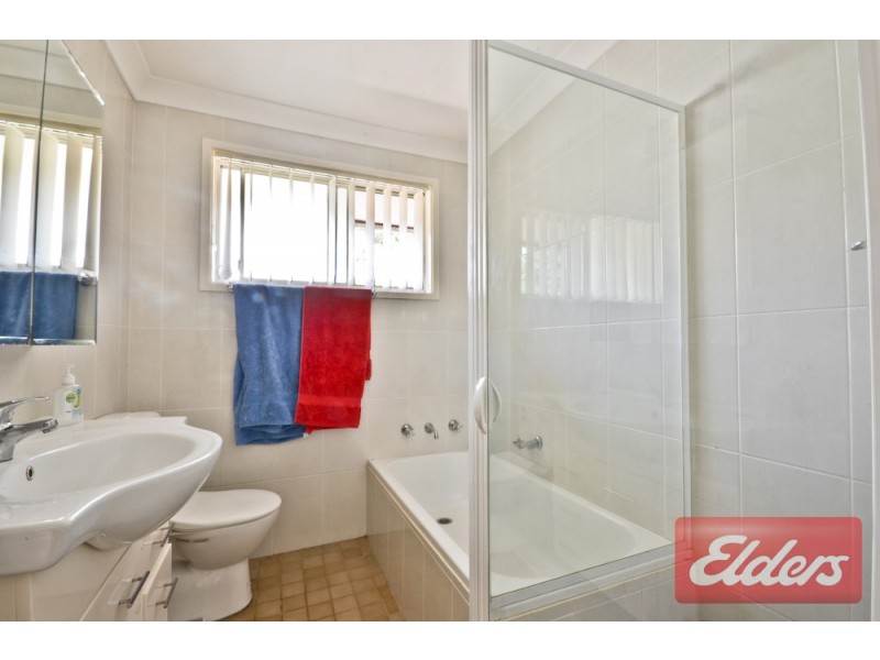 10 Station Road, Toongabbie NSW 2146