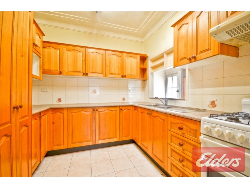 18 Wentworth Avenue, Toongabbie NSW 2146