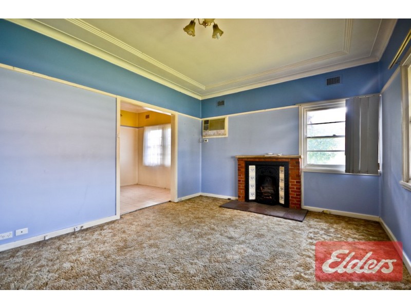 18 Wentworth Avenue, Toongabbie NSW 2146