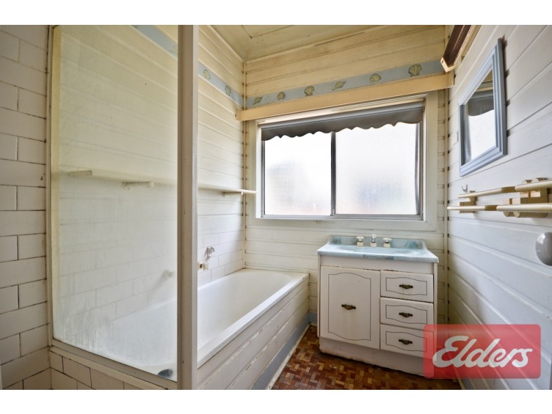 18 Wentworth Avenue, Toongabbie NSW 2146