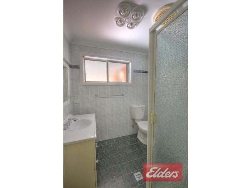 1/117a Binalong Road, Toongabbie NSW 2146