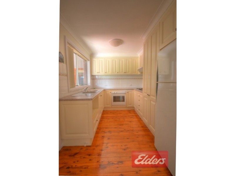 1/117a Binalong Road, Toongabbie NSW 2146