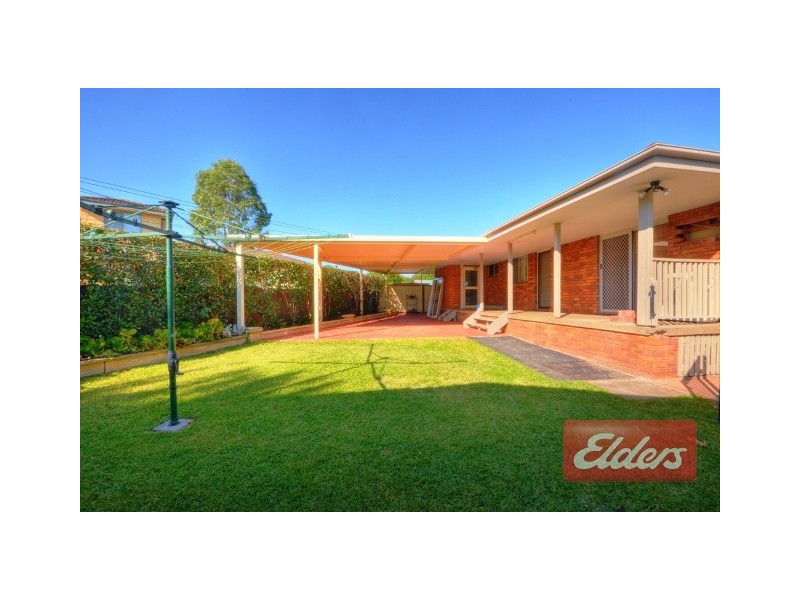 1/117a Binalong Road, Toongabbie NSW 2146