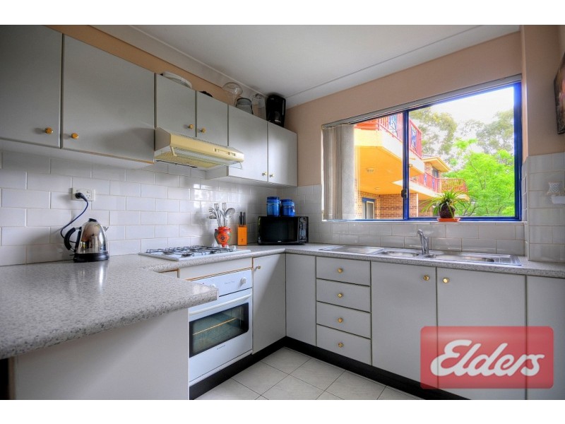 1/240-242 Targo Road, Toongabbie NSW 2146