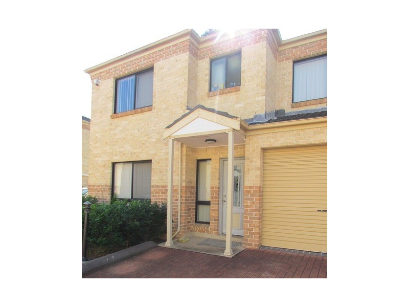 4/80-82 Metella Road, Toongabbie NSW 2146