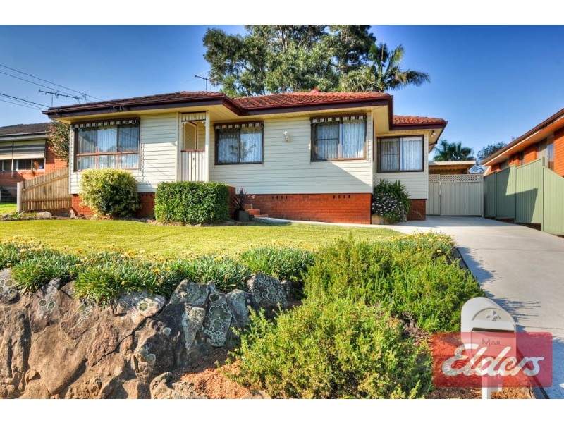 11 Orleans Crescent, Toongabbie NSW 2146